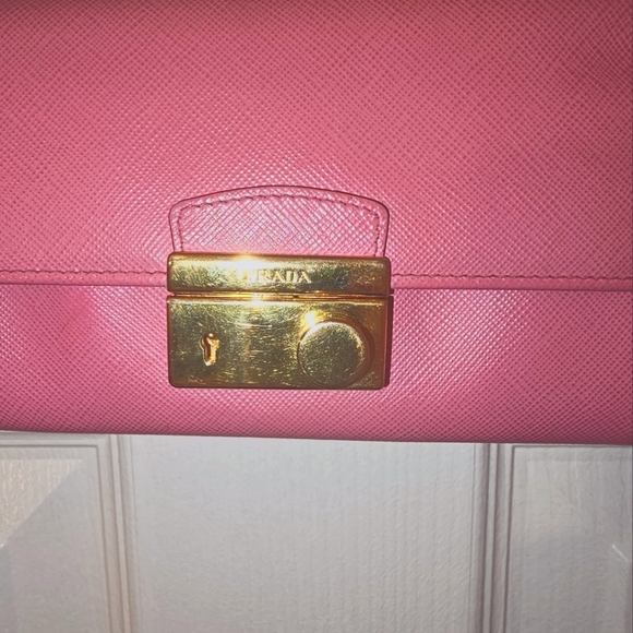 Prada Pink Wallet with Fun Snap Closure - Picture 1 of 9